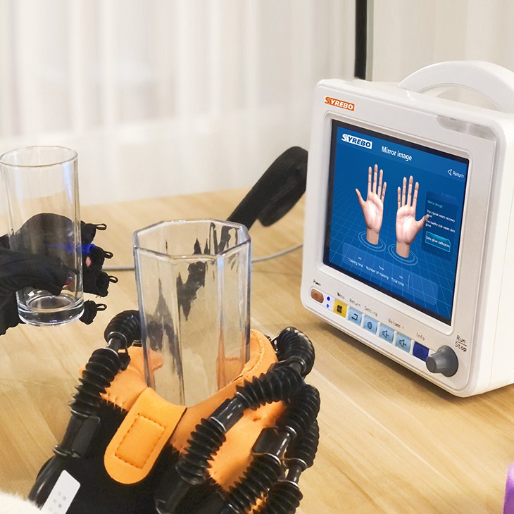 Stroke Hand Revalidatiehandschoen
