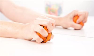 Mirror Box Training voor overlevenden van een beroerte